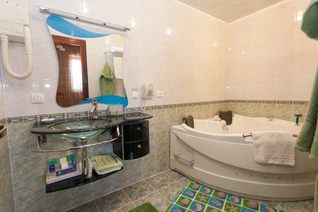 Rahat Hotel Ακτάου Εξωτερικό φωτογραφία