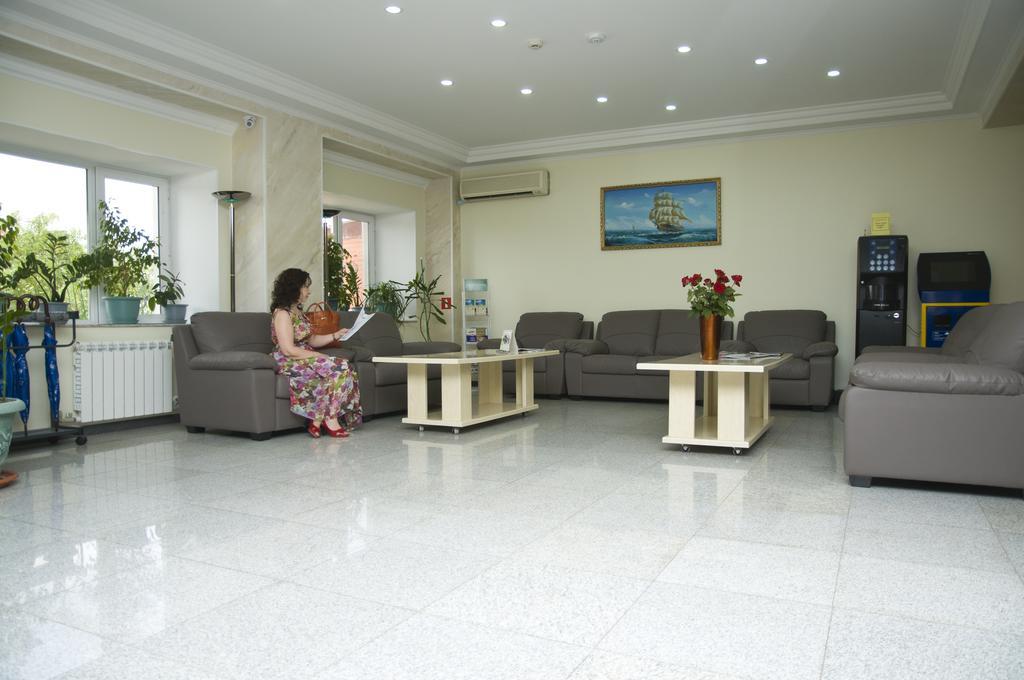 Rahat Hotel Ακτάου Εξωτερικό φωτογραφία