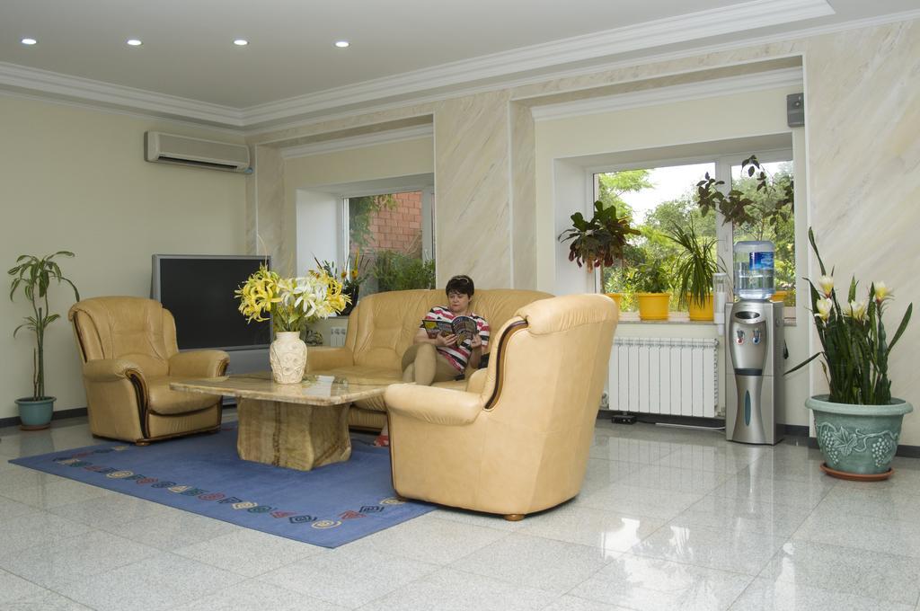 Rahat Hotel Ακτάου Εξωτερικό φωτογραφία