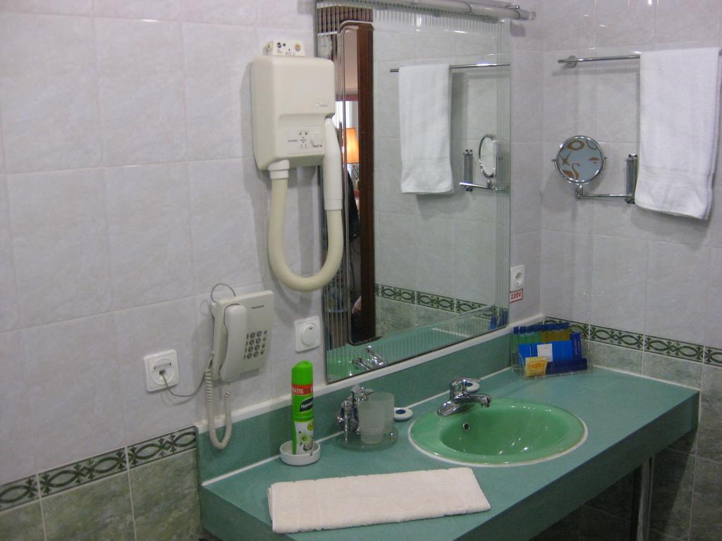Rahat Hotel Ακτάου Εξωτερικό φωτογραφία